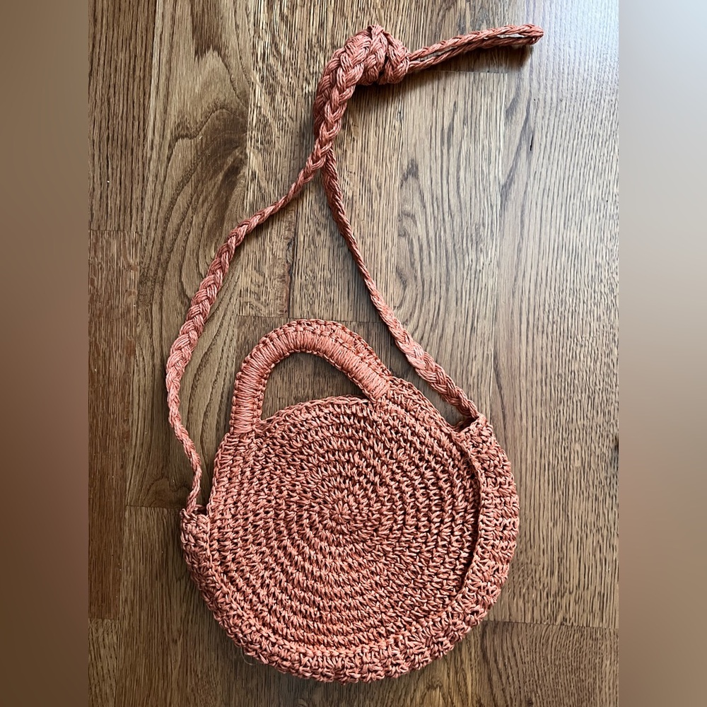 Universal Thread summer/beach crossbody